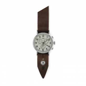 FFF × Timex Weekender Chronograph 40 Midday:   Timex Weekender Chronograph 40 mm Midday bundled with a custom Form•Function•Form leather strap  
 The Timex 40 mm...