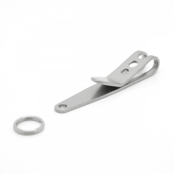 Suspension Clip - Nyckelring:  TEC Accessories P-7 Suspension Clip är lösningen till ett vanligt problem, nämligen nycklar som ligger längs ner i...