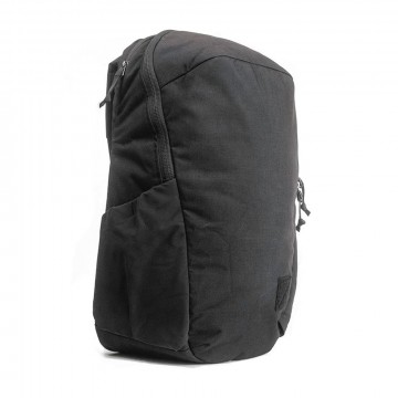 Civic Half Zip 26 L Backpack (Previous model):   With its 26 L capacity, this is the larger version of the Civic Half Zip backpack. Quick access, intuitive layout,...