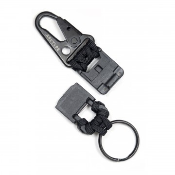 RMK Magnetic -  Avaimenperä:  RMK (Riflesnap Magnet Keychain) on uniikki, USA:ssa Type III 550 -paracordista käsinpunottu versio modernista...