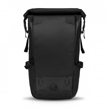 Backpack N°0.0 - Reppu:  Backpack N°0.0 on monikäyttöinen ja komean näköinen reppu urbaaniin viidakkoon ja sopii teknisiltä ominaisuuksiltaan...