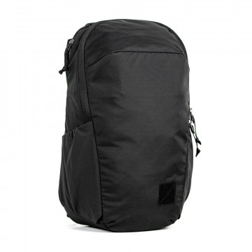 Civic Half Zip 22 L Backpack: 