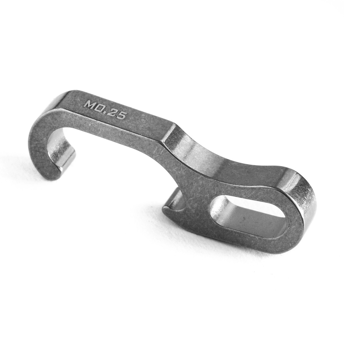 1 Pcs Titanium alloy mini bottle opener can opener stainless steel key clafa 